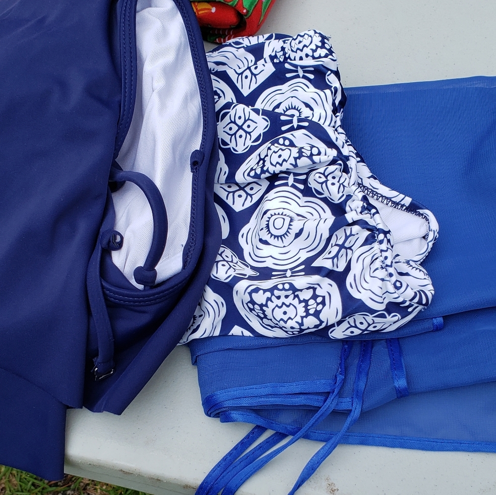 MOVING SALE Pinup Angel 2 piece plus cover up